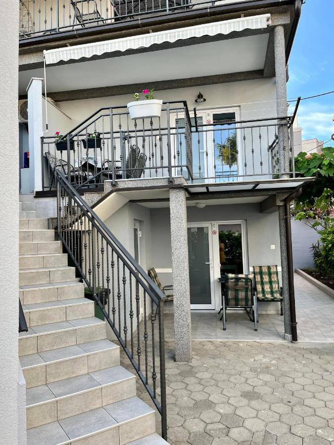 Apartmani Marina Цриквеница Экстерьер фото