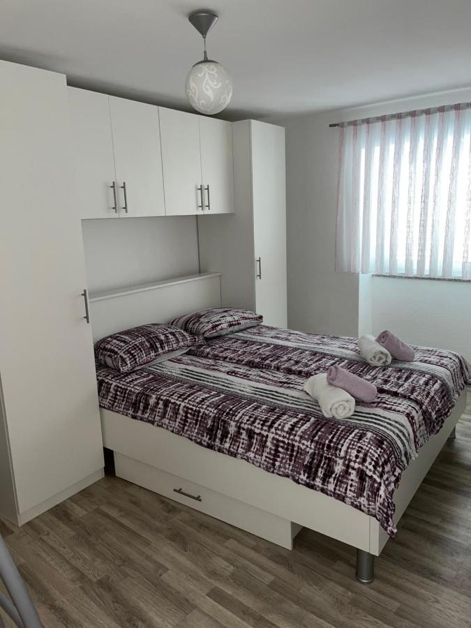 Apartmani Marina Цриквеница Экстерьер фото
